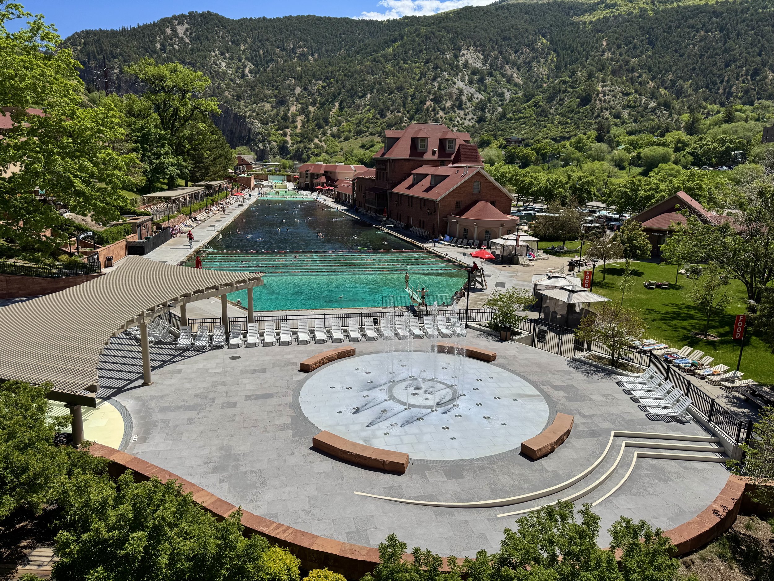 Jen33Travel Glenwood Springs Hot Springs (6).jpg